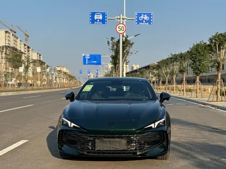 MG7 1.5 T 300 DCT Luxury