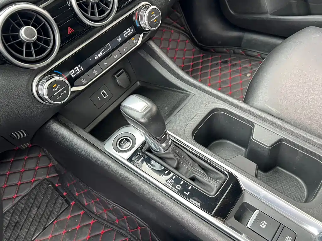 Sylphy 1.6 L XL CVT Joy