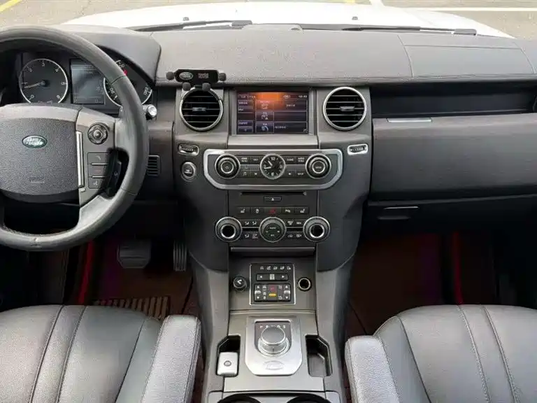 Discovery 3.0 SDV6 HSE Diesel