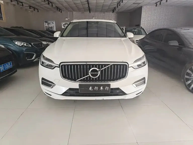 Volvo XC60 T5 4 WD Smart Vision Luxury