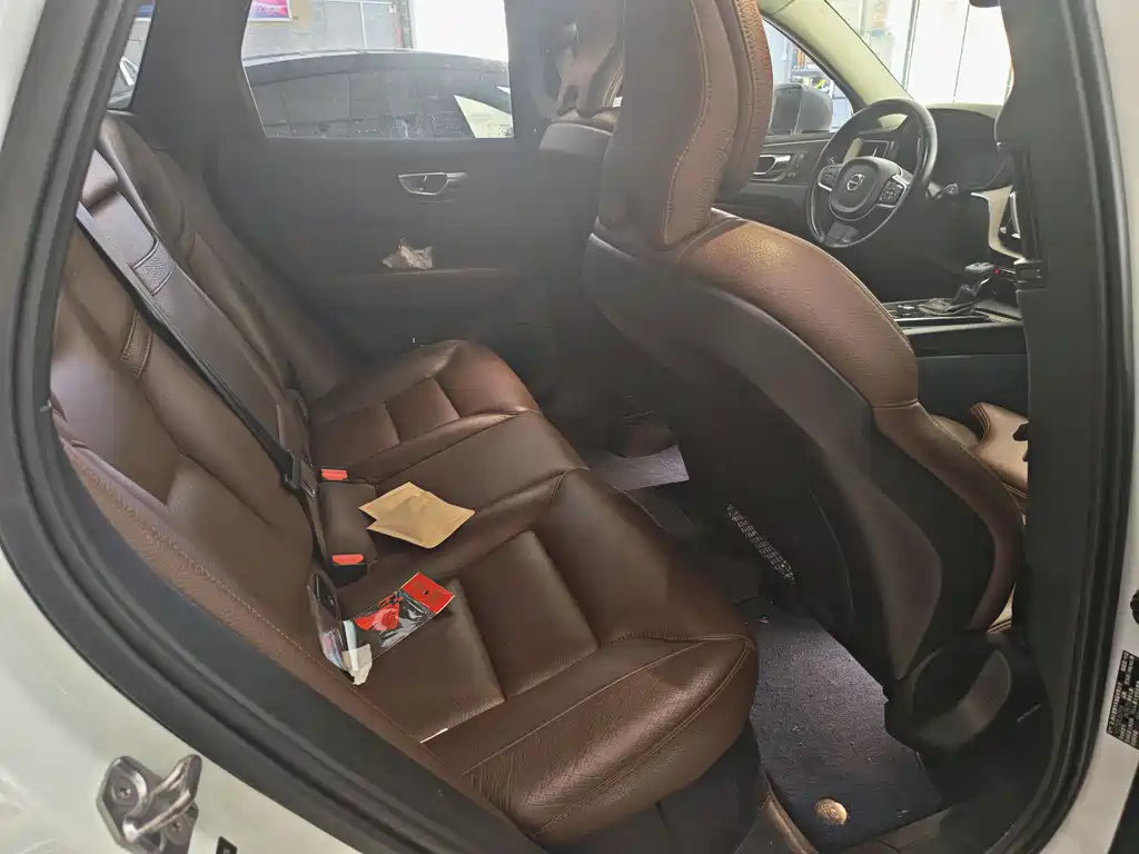 Volvo XC60 T5 4 WD Smart Vision Luxury