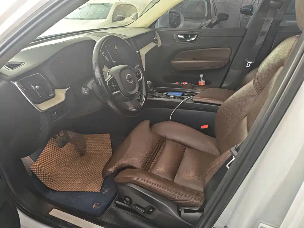 Volvo XC60 T5 4 WD Smart Vision Luxury
