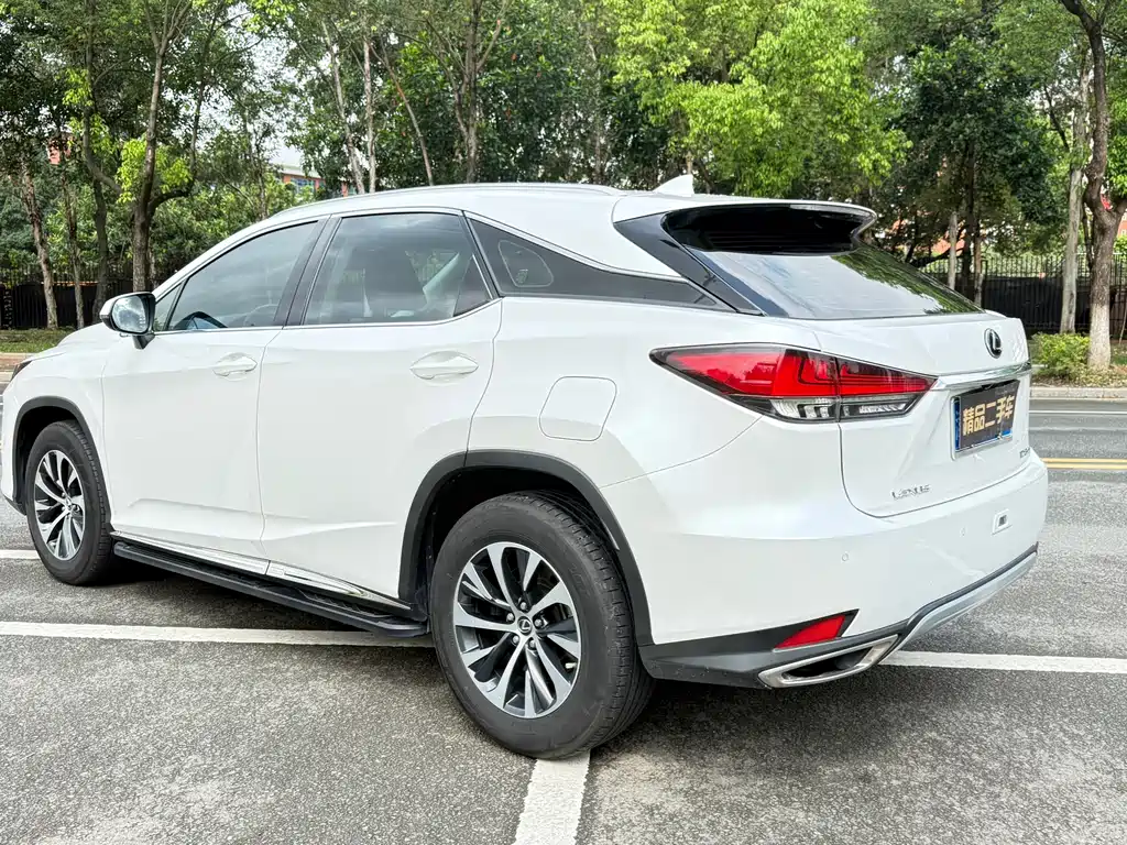 Lexus RX Facelift 300 2 WD Elite