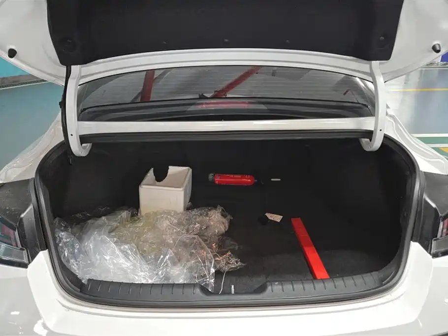 Elantra 1.5 L CVT LUX Distinguished