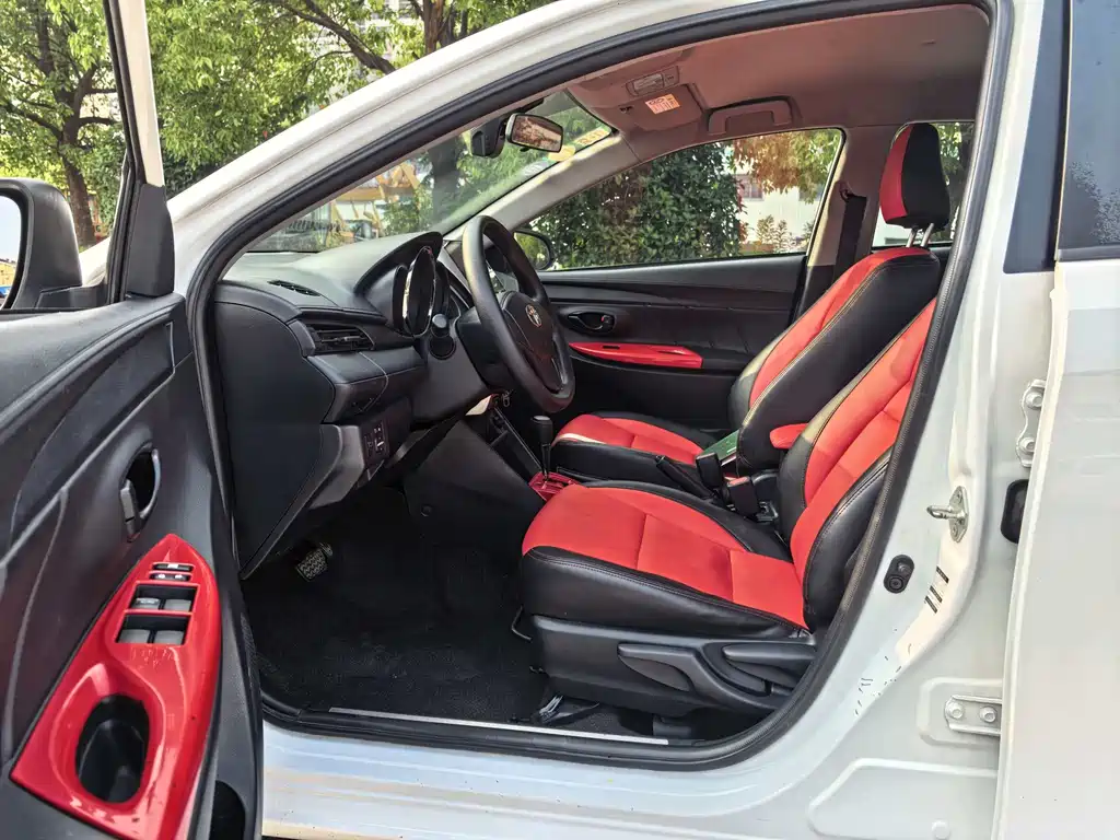 YARiS L Zhixuan Facelift 1.5 E CVT Charm Motion
