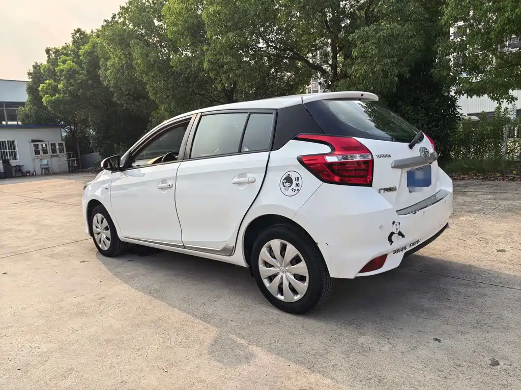 YARiS L Zhixuan Facelift 1.5 E CVT Charm Motion