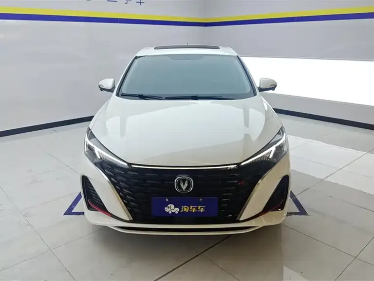 Changan Eado PLUS Blue Whale NE 1.4 T GDI DCT High Energy