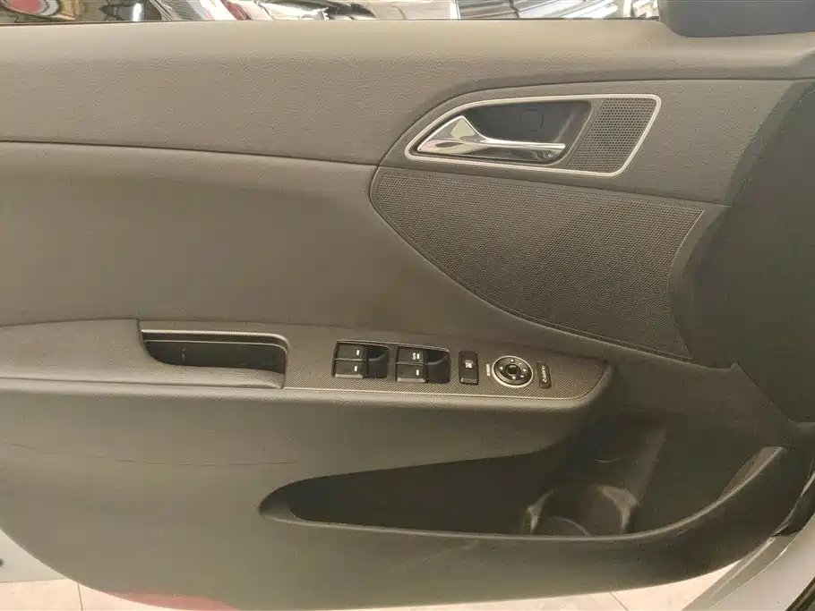 Mistra 1.8 L Auto Intelligent GLS Commemorative CN-VI