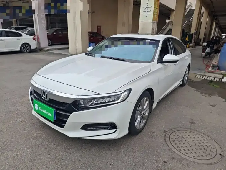 Honda Accord 260 TURBO Elite CN-V