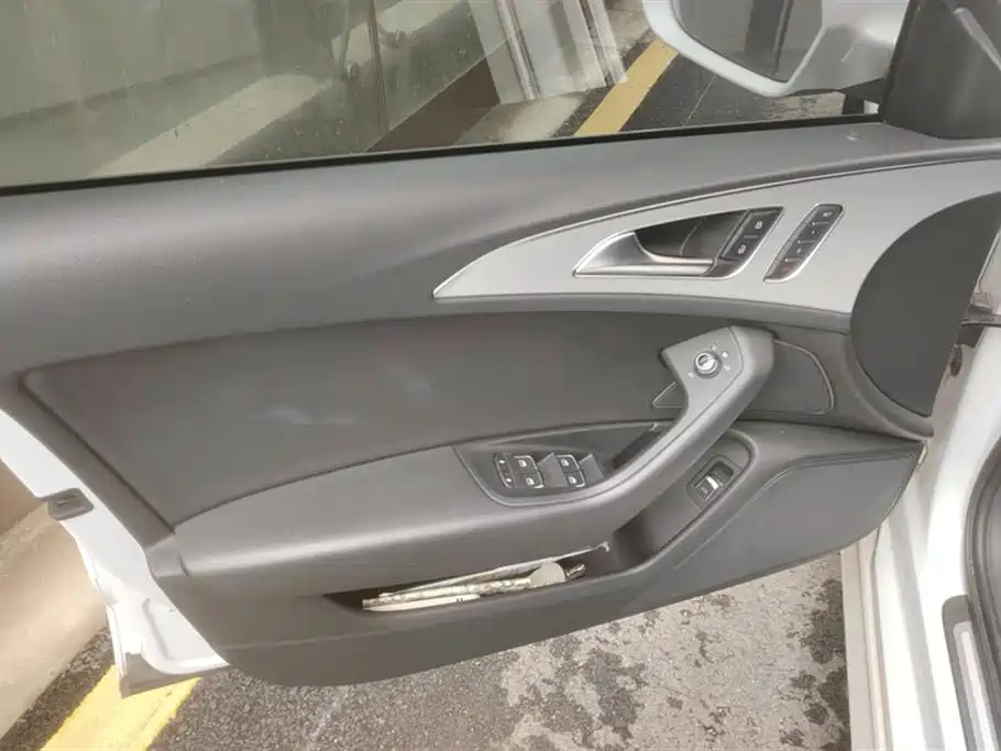 Audi A6 (Import) Avant 35 TFSI Fashion