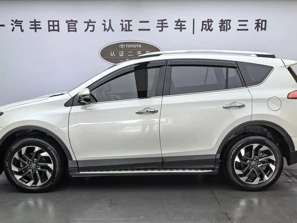RAV4 2.5 L Auto 4 WD Elite