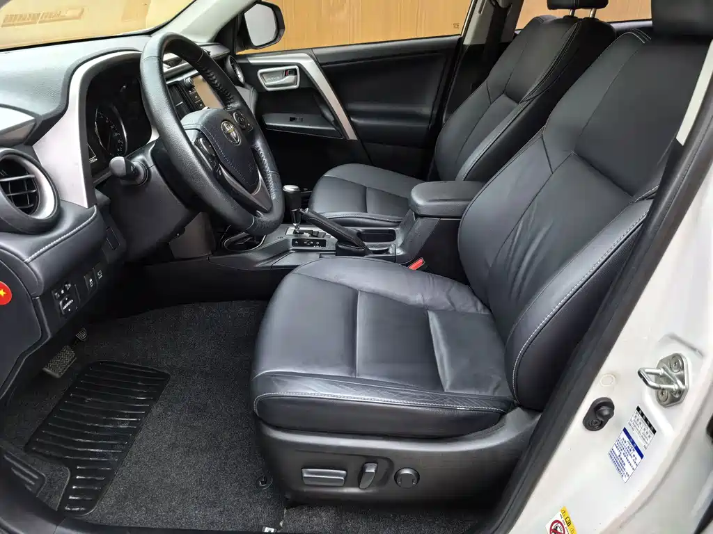 RAV4 2.5 L Auto 4 WD Elite