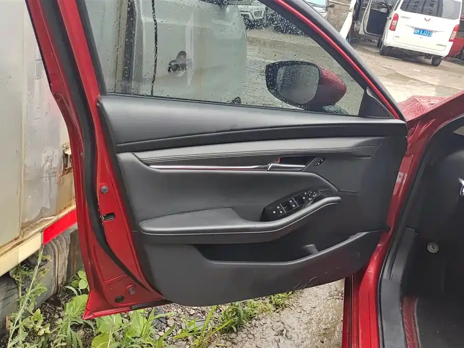 Mazda 3 Axela 2.0 L Auto Quality Elegant
