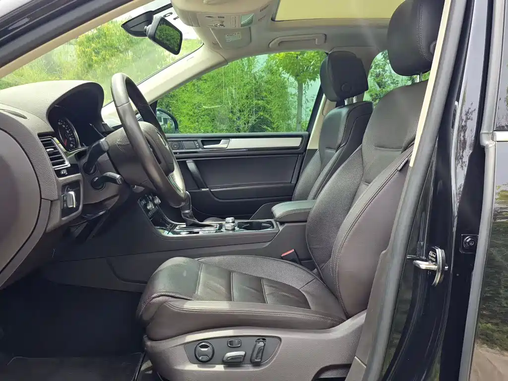 Touareg 3.0 TSI Expand Wild