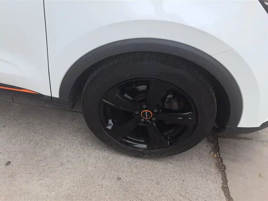 Roewe RX3 荣威RX3 2021款 PRO 1.6 L 手动旗舰型
