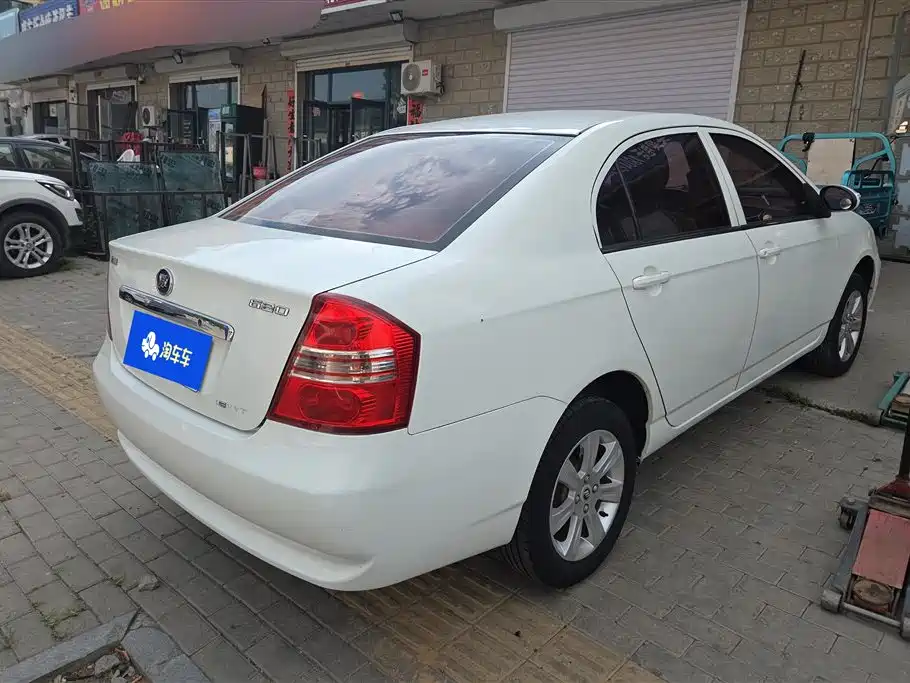 力帆620 力帆620 2012款 1.5 L 手动舒适A型