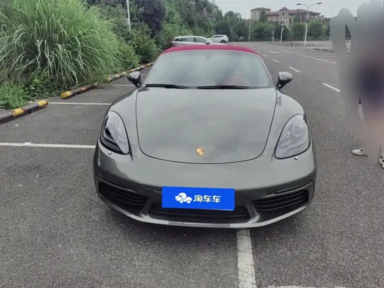 Porsche 718 Boxster 2.0 T