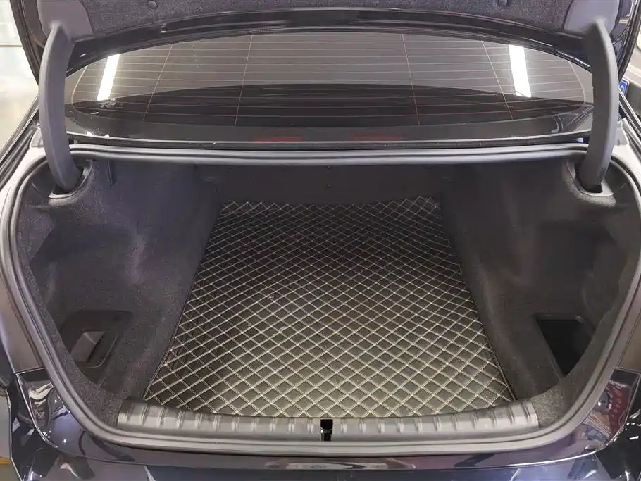 BMW 5 Series 530 Li Leading M Sport Package