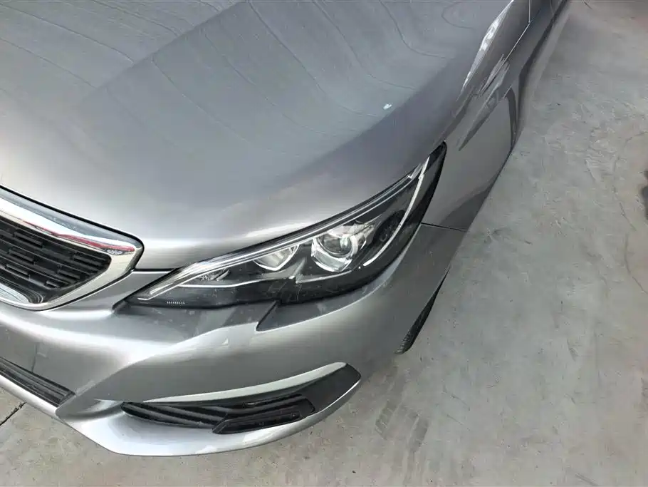 Peugeot 308 1.6 L Auto Fashion