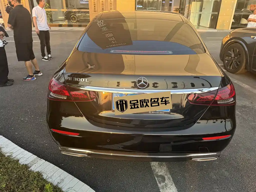 Mercedes-Benz E-Class E 300 L Fashion
