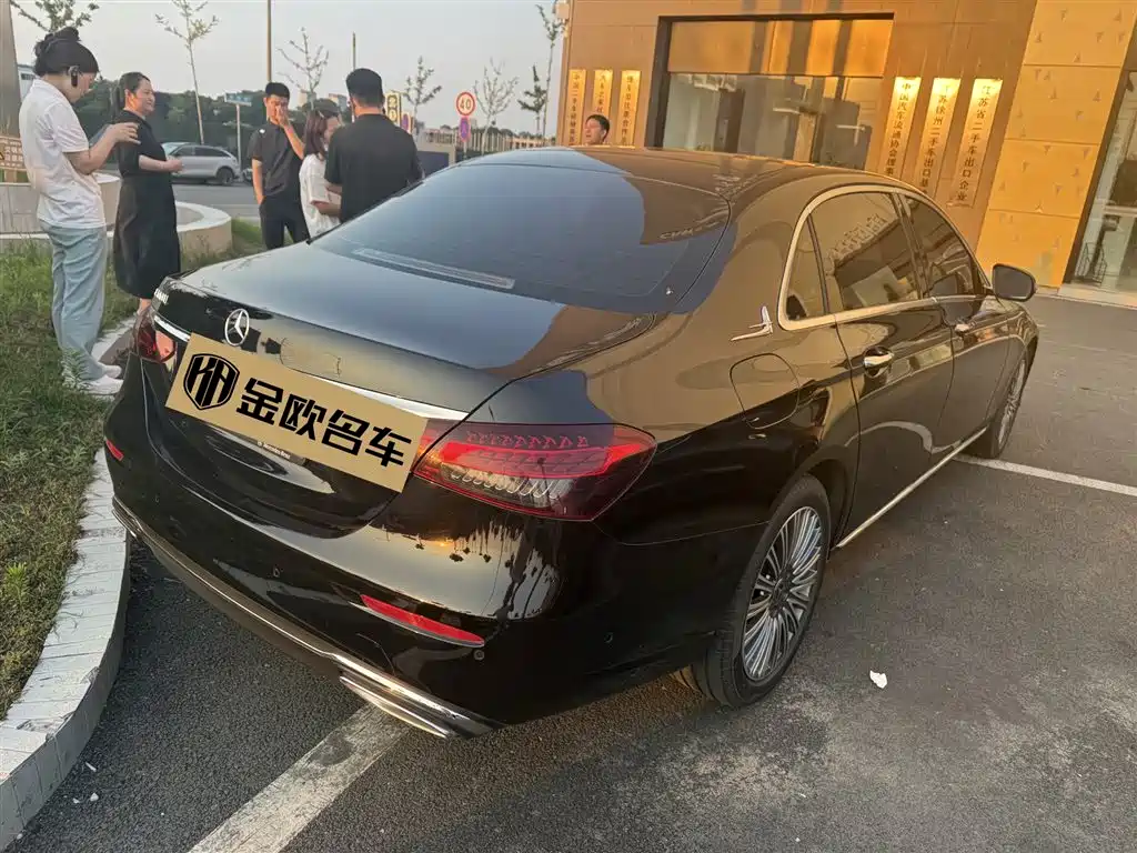 Mercedes-Benz E-Class E 300 L Fashion