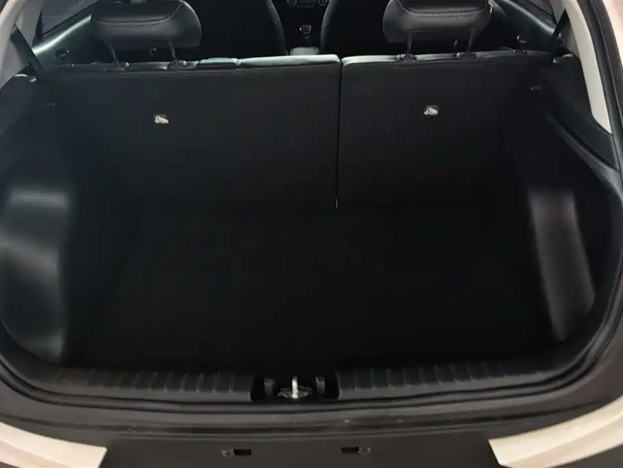 Stonic 1.4 L Auto Fun Enjoyment CN-VI