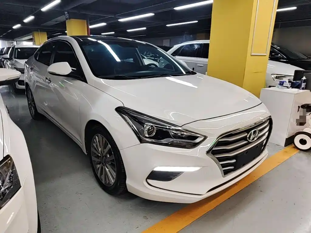 Mistra 1.8 L Auto Intelligent GLS CN-V