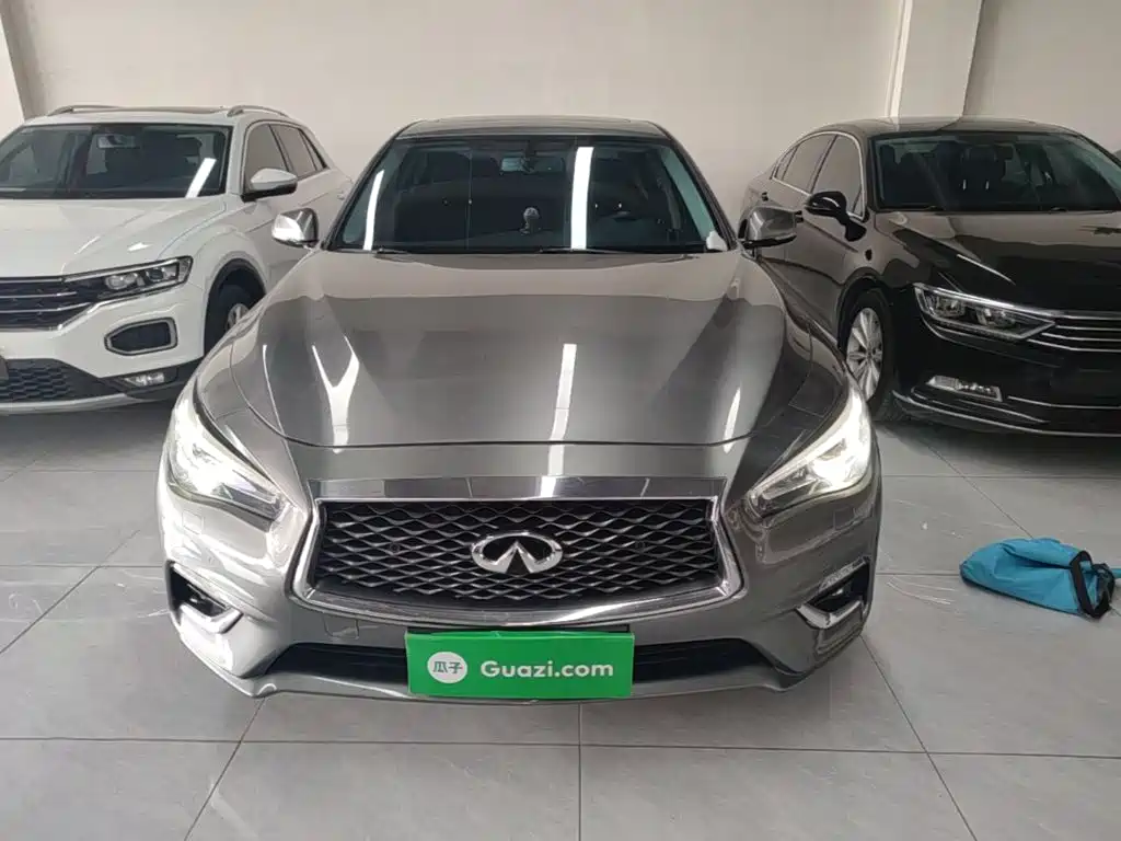 Infiniti Q50 L 2.0 T Comfort Enjoyment CN-VI
