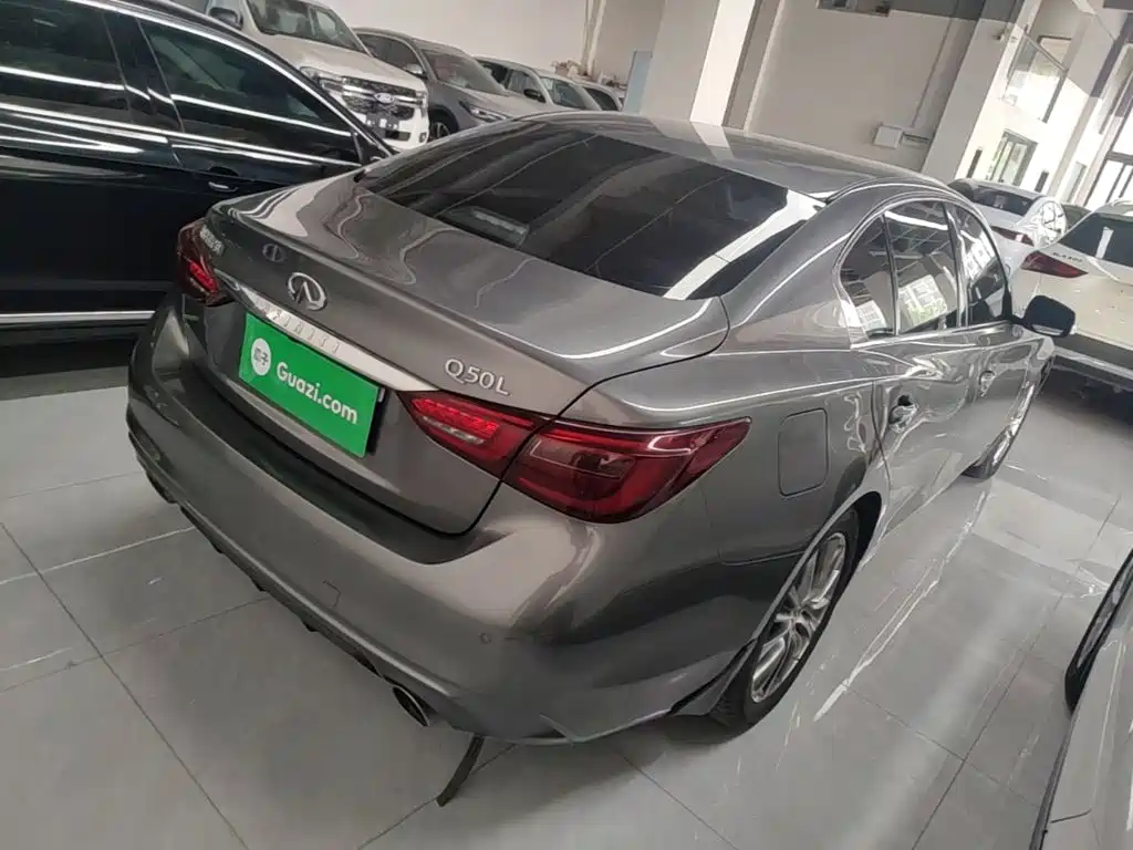 Infiniti Q50 L 2.0 T Comfort Enjoyment CN-VI