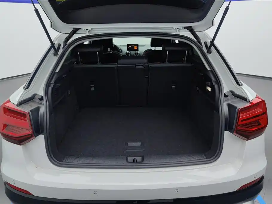 Audi Q2 L 35 TFSI Fashion Dynamic CN-VI