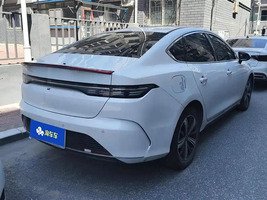 Destroyer 05 Glory DM-i 120 KM Luxury
