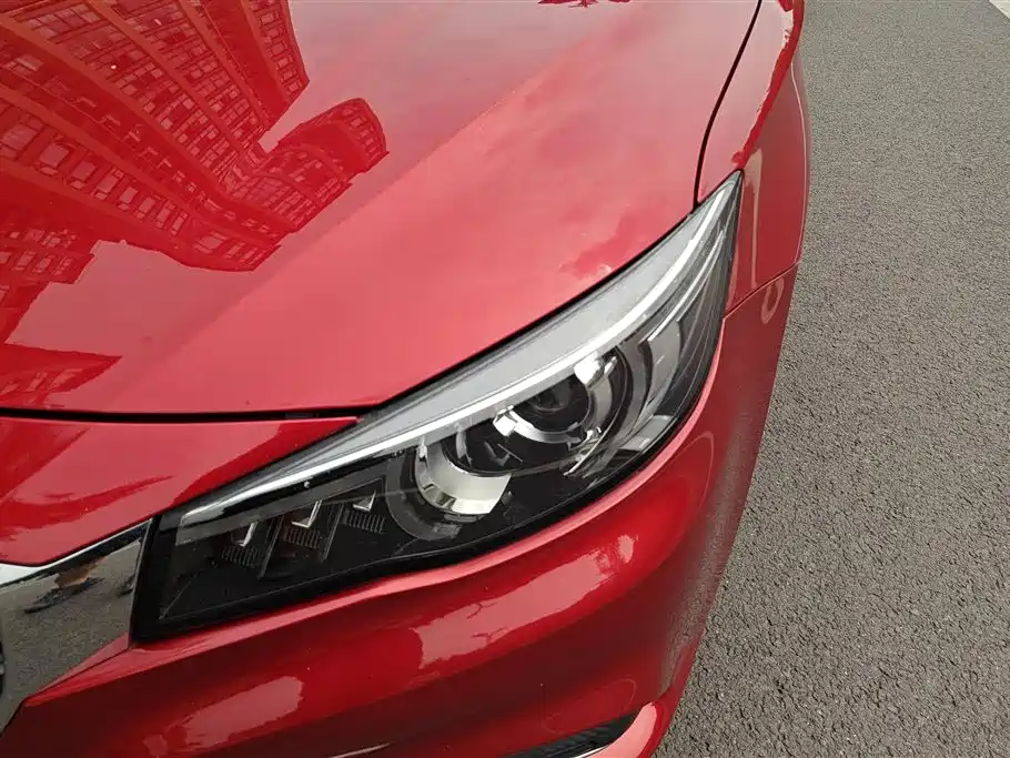 MG6 20 T Auto Luxury Connected CN-V