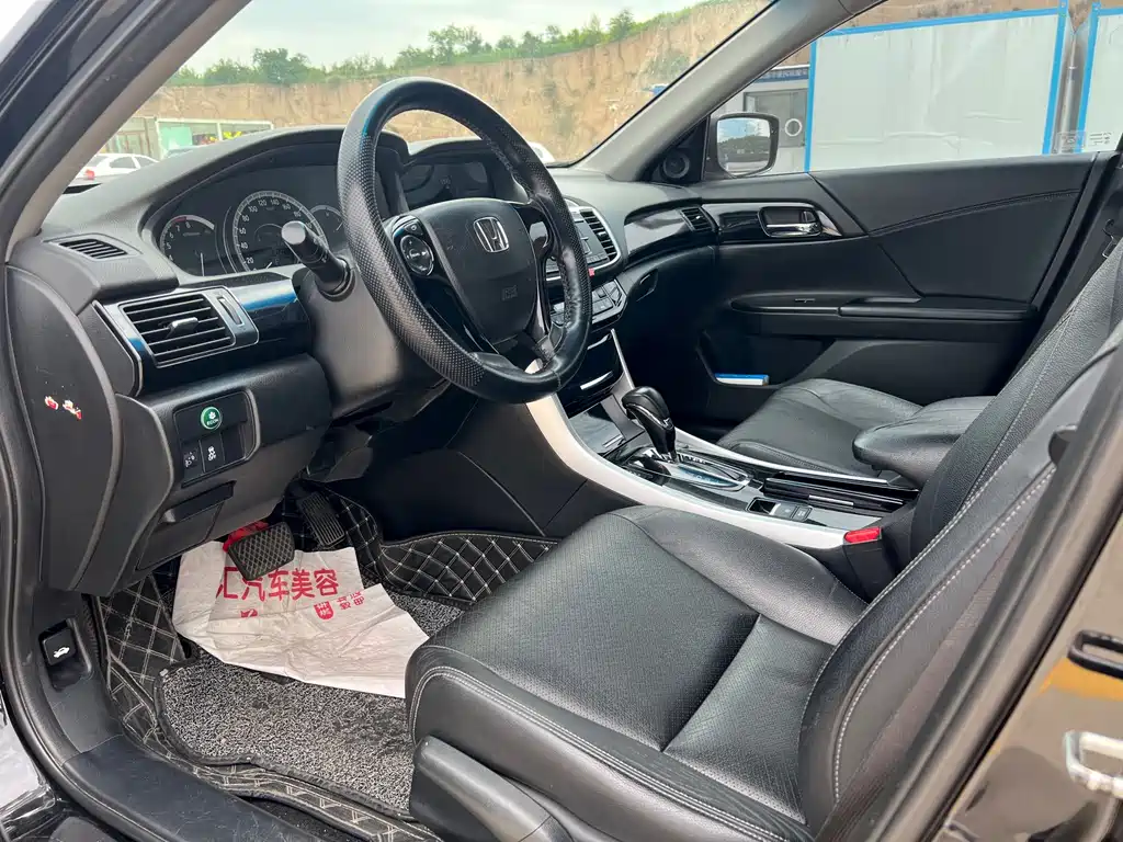 Accord 2.0 L Elite