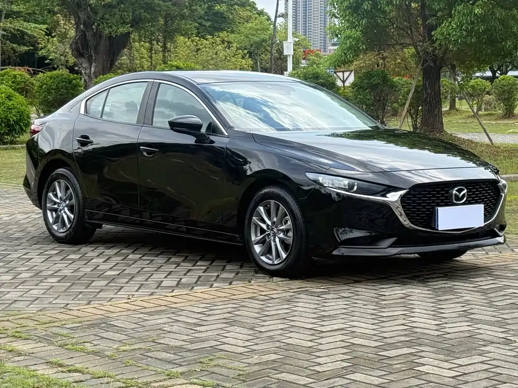 Mazda 3 Axela 1.5 L Manual Quality Beauty