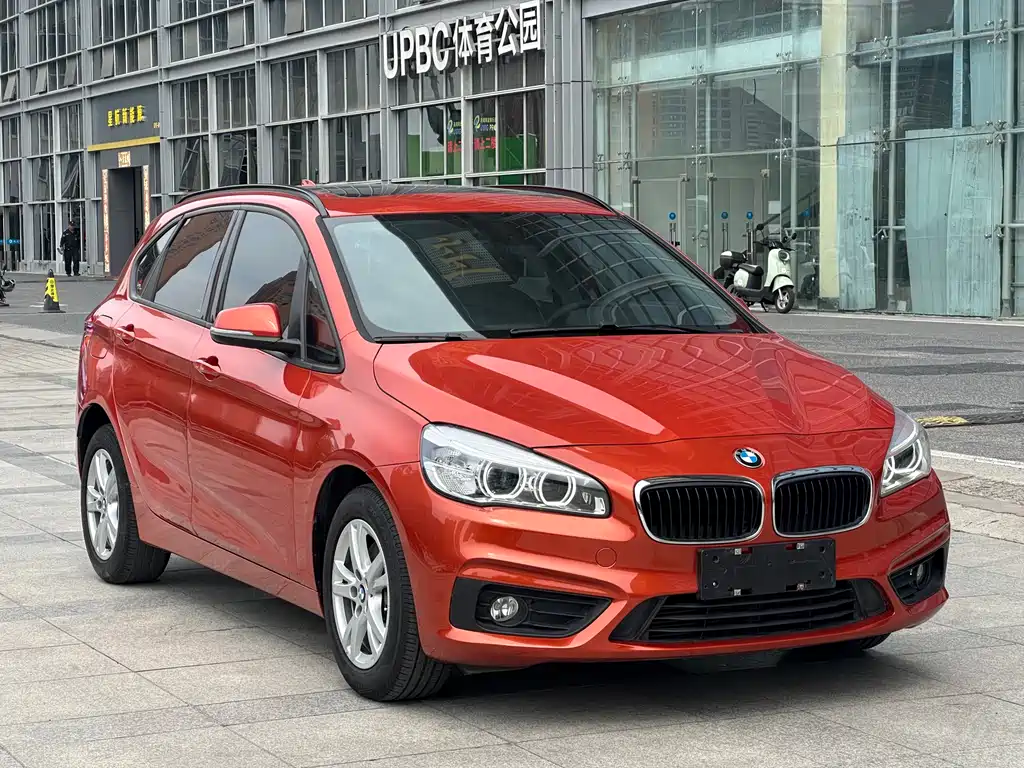 BMW 2 Series Active Tourer 218 i Leading