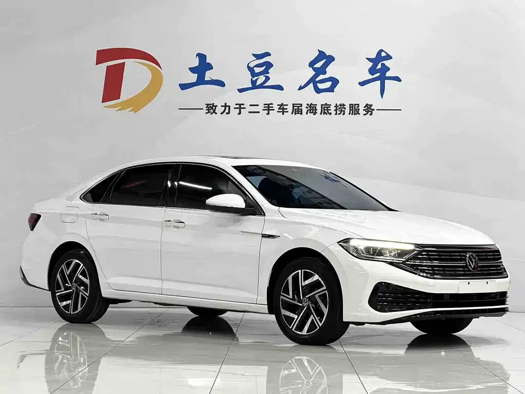 Sagitar 280 TSI DSG Transcend