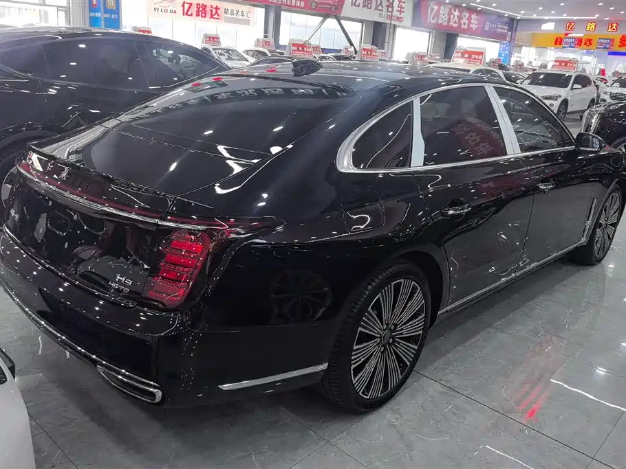 Hongqi H9 2.0 T 2 WD Flagship Enjoyment Luxury Business 5-seat