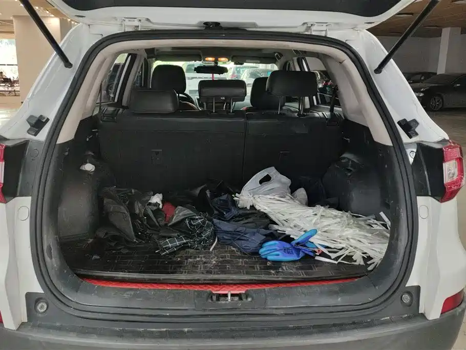 Changan CS75 2.0 L Manual Leading CN-IV