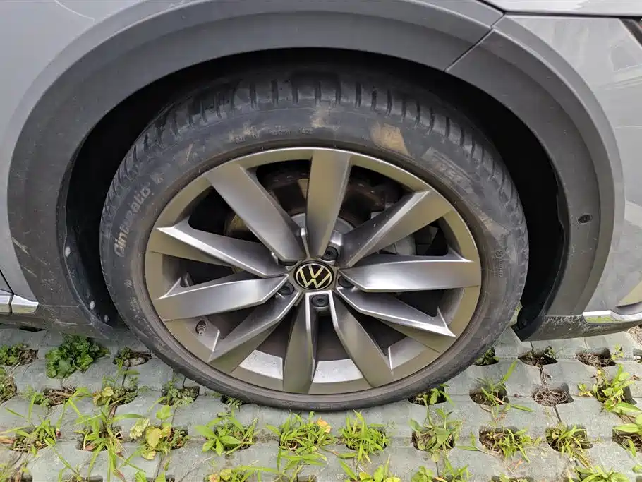 VW CC Shooting Brake 380 TSI Heart Hunter