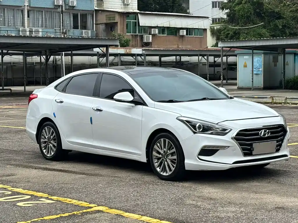 Mistra 1.6 T Auto Intelligent GLS CN-V