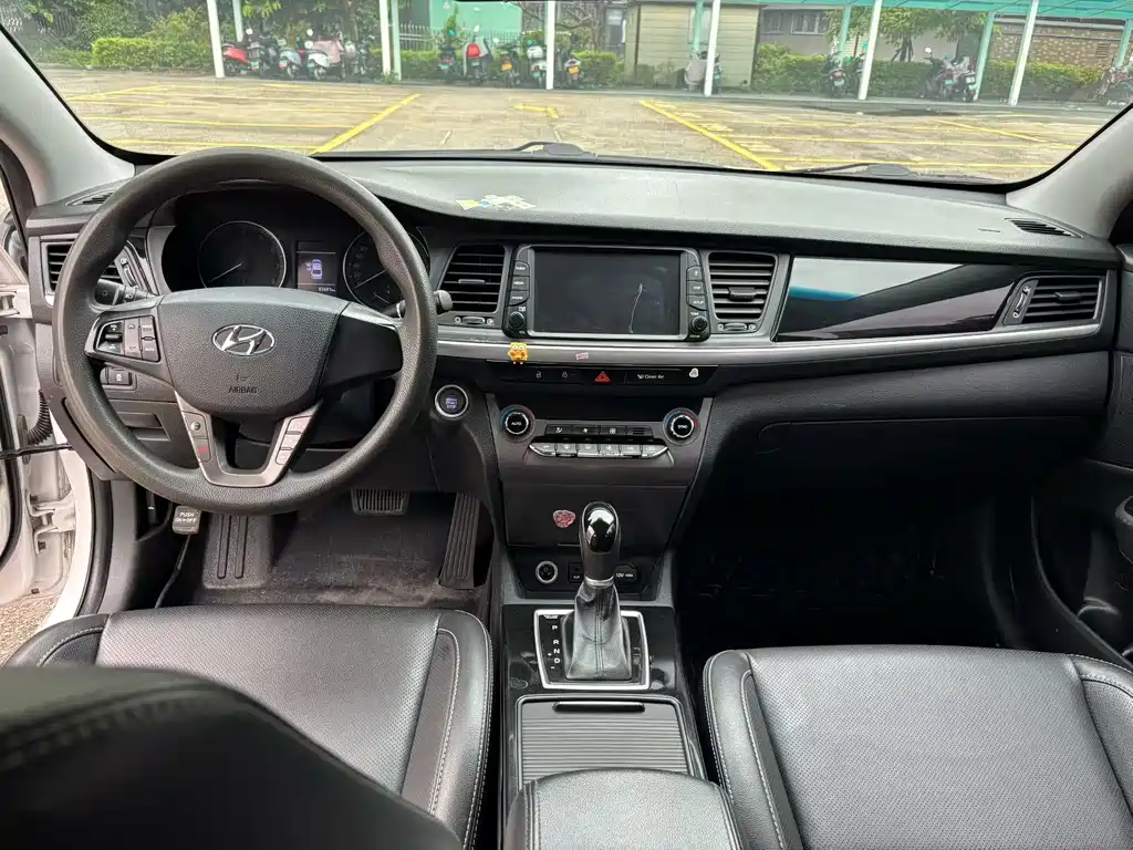 Mistra 1.6 T Auto Intelligent GLS CN-V