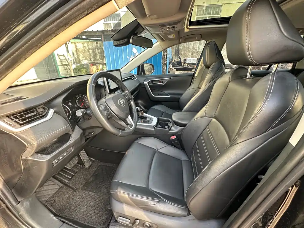 Wildlander 2.0 L CVT 2 WD Luxury PLUS