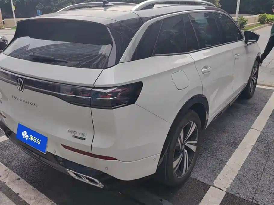 Tavendor 380 TSI 4 WD R-Line Cruise