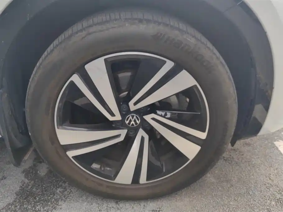 Tavendor 380 TSI 4 WD R-Line Cruise