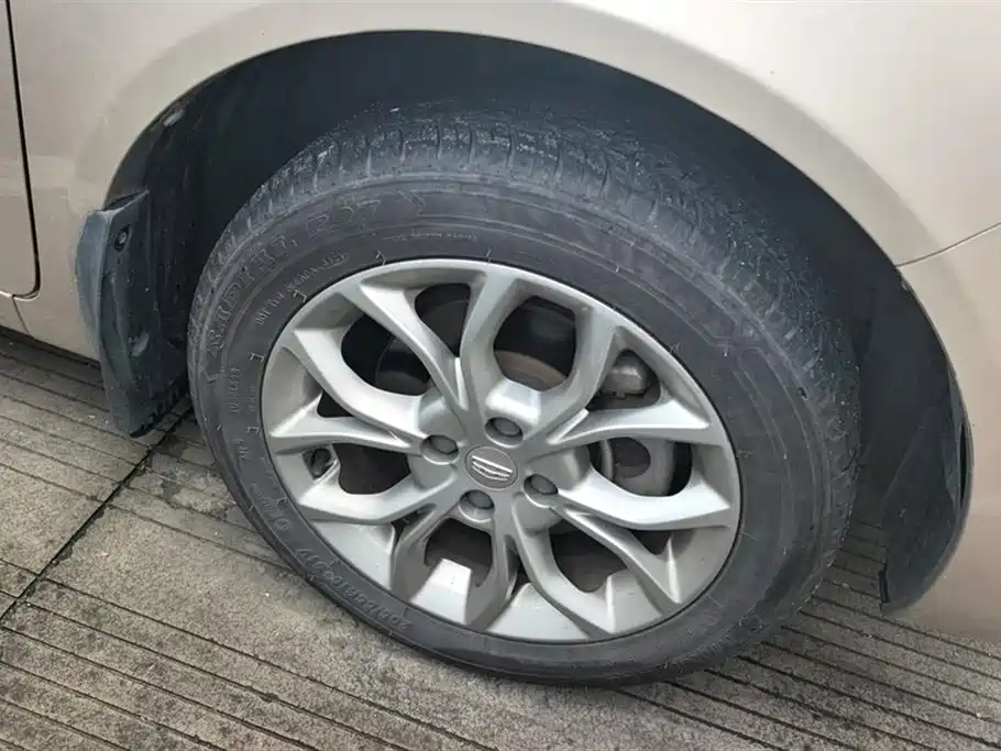 Vision 1.5 L Auto Happy