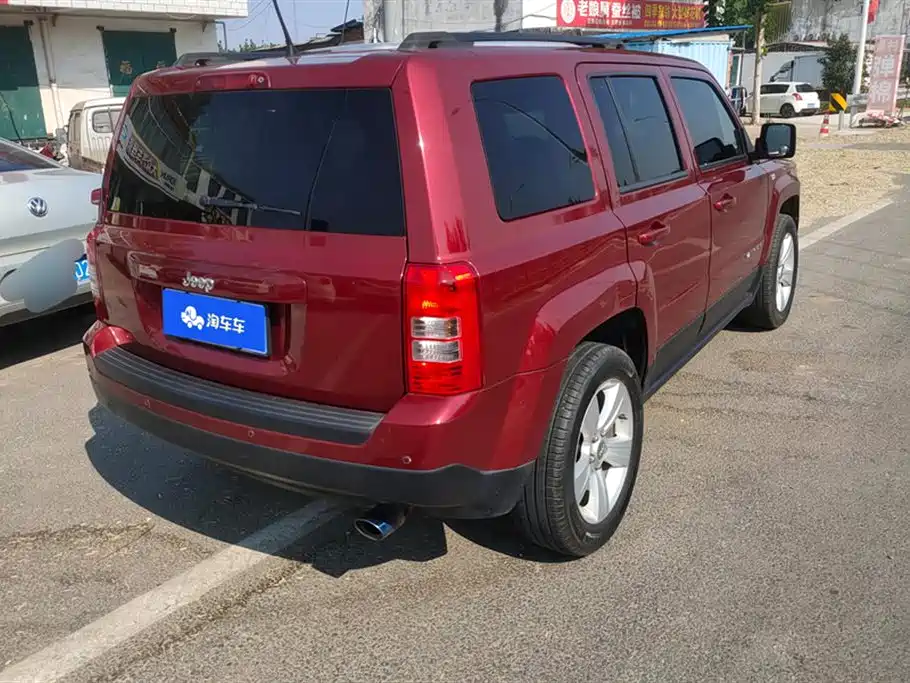 Patriot 2.4 L Sport