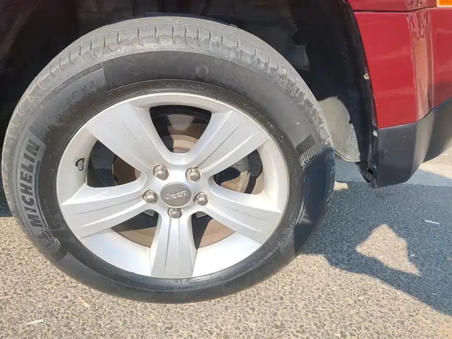 Patriot 2.4 L Sport