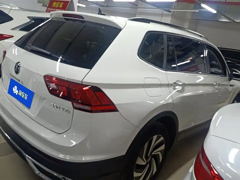 Tiguan L 330 TSI Auto 2 WD Smart Enjoyment