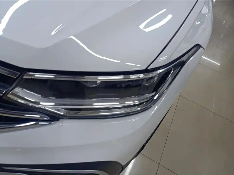 Tiguan L 330 TSI Auto 2 WD Smart Enjoyment