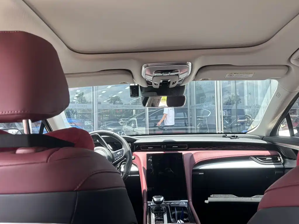 Hongqi H5 2.0 T Auto Connected Flagship